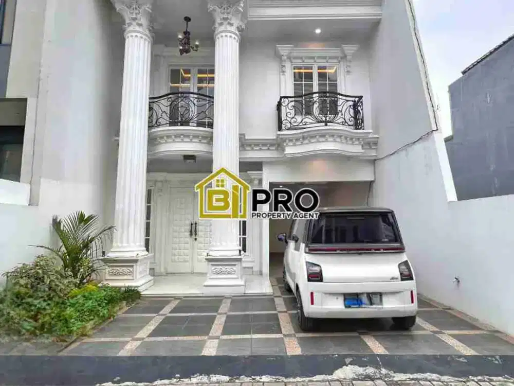 Rumah klasik mewah baru dijual, Jagakarsa