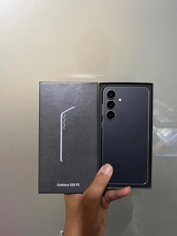 Samsung S25 Fe 8/256 Garansi panjang