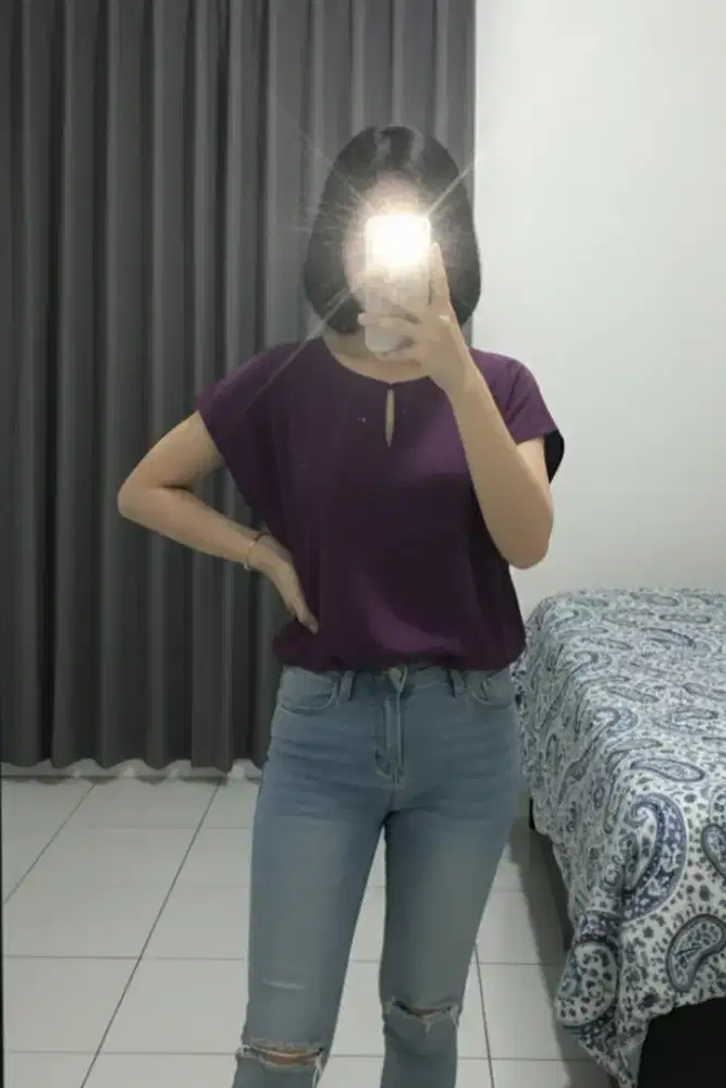 Blouse Batwing Ungu Elegan by Uniqlo