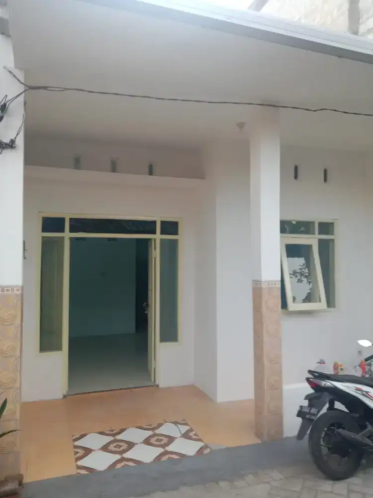 Rumah sangat sederhana siap huni