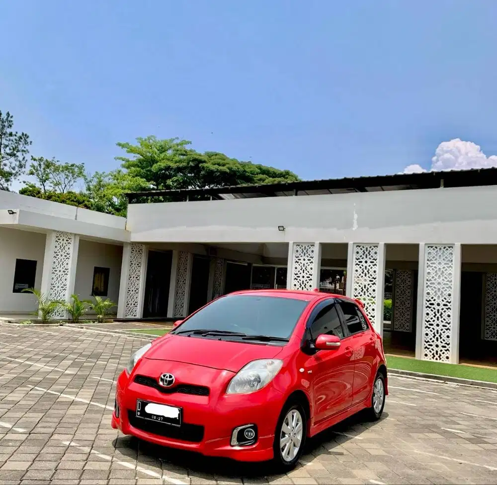 Toyota Yaris E 1.5 AT 2012 Matic Merah Dp15 JT S 2013/2014 No PR