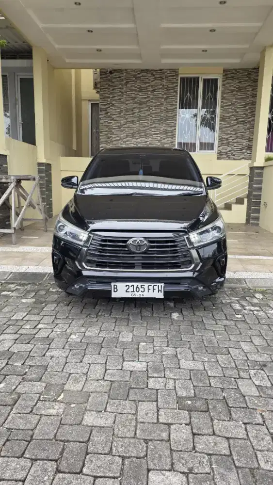 INNOVA REBORN DIESEL V A/T  2021