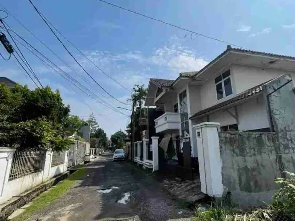EDISI TURUN HARGA
DIJUAL CEPAT MURAH RUMAH DI BUAH BATU KOTA BANDUNG STRATEGIS SIAP HUNI