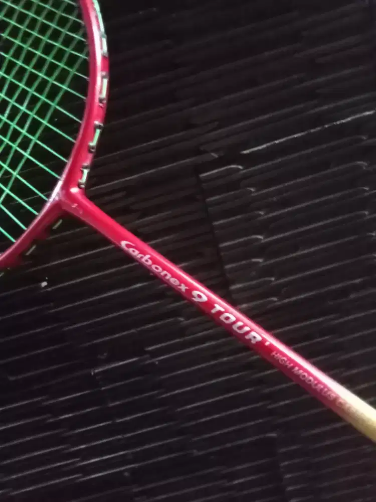 RAKET BULUTANGKIS MERK YONEX 9 TOUR