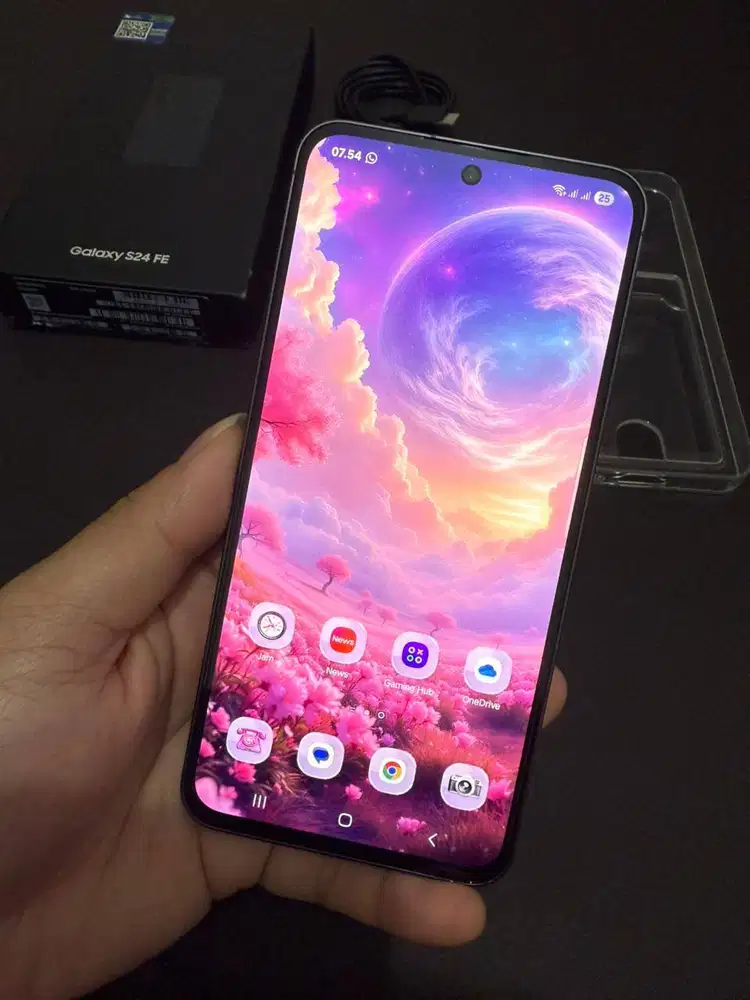 Samsung s24 fe 8/256 Masih ada garansi