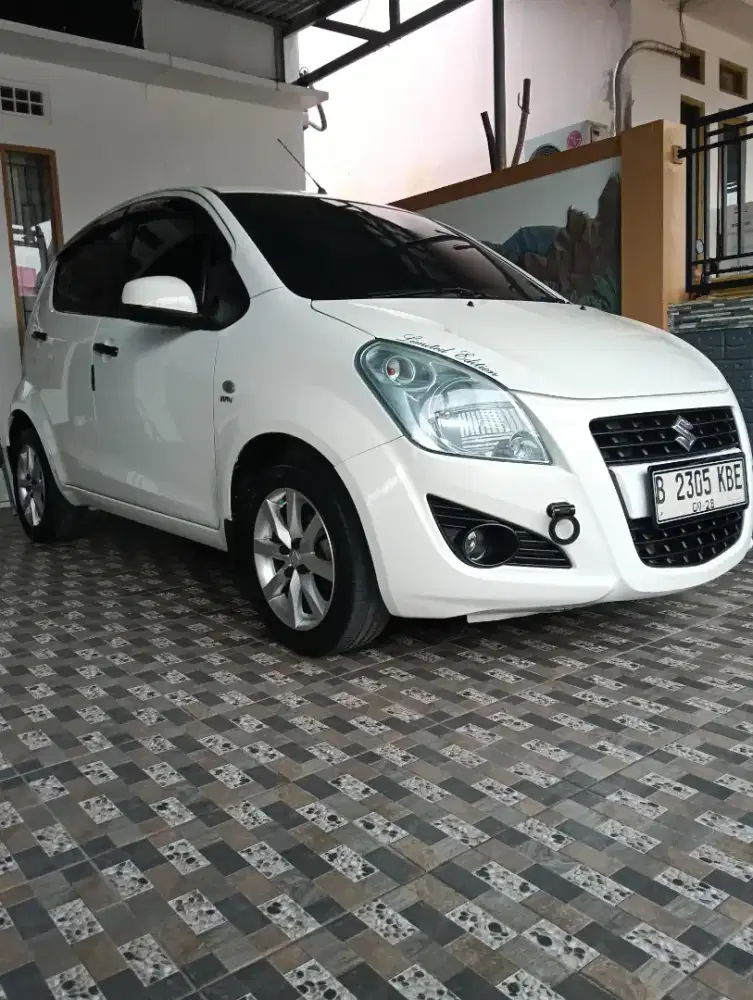 Suzuki splash matic 2013