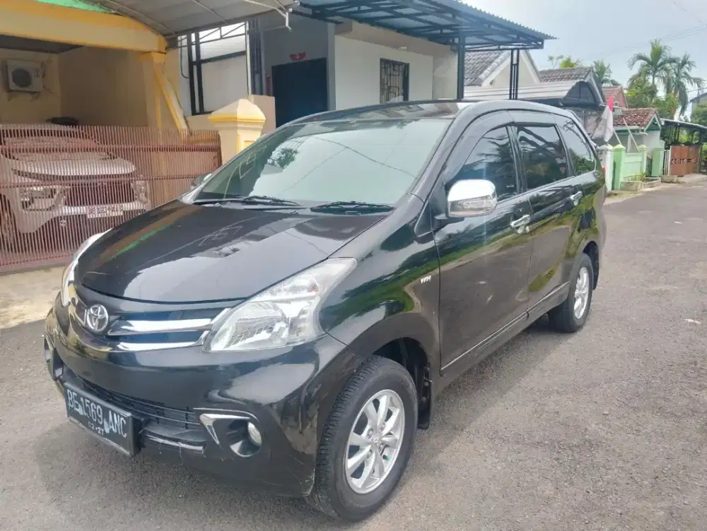 Jual avanza G 2012