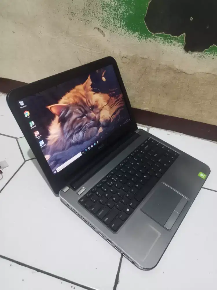 Laptop dell Inspiron core i7 dual vga