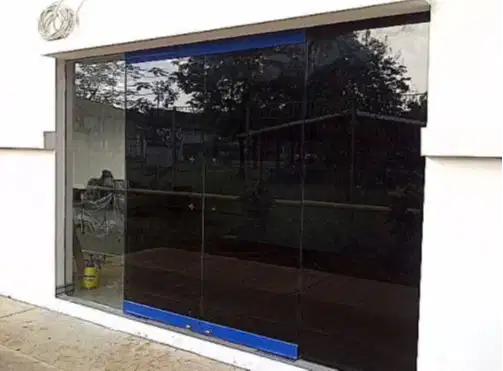 kaca film tolak panas uv Sticker Es sanglast Sticker sunblast Gedung