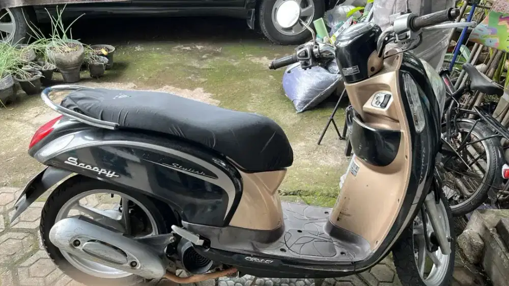 JUAL CEPAT! BARANG LANGKA! Scoopy 2013 ISTIMEWA KM 25 rb Pajak Panjang