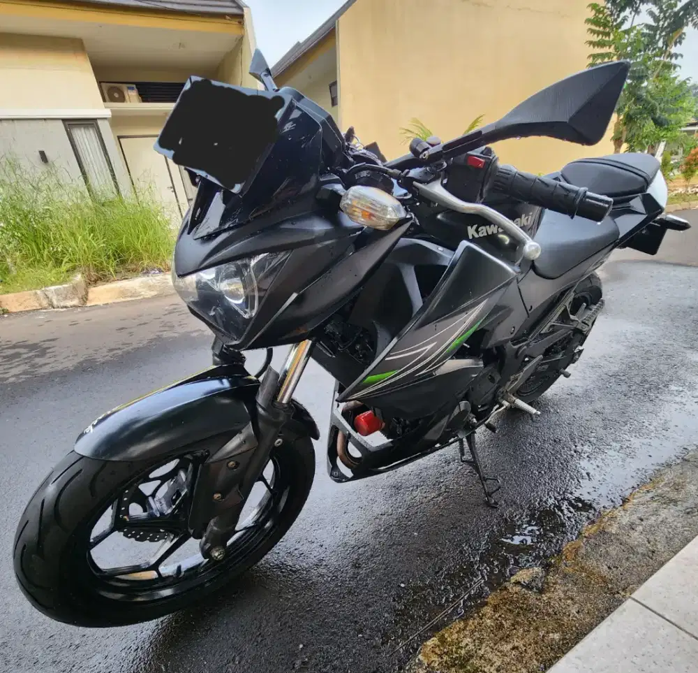 Kawasaki z250
Tahun 2013
KM 10rb an on going
.