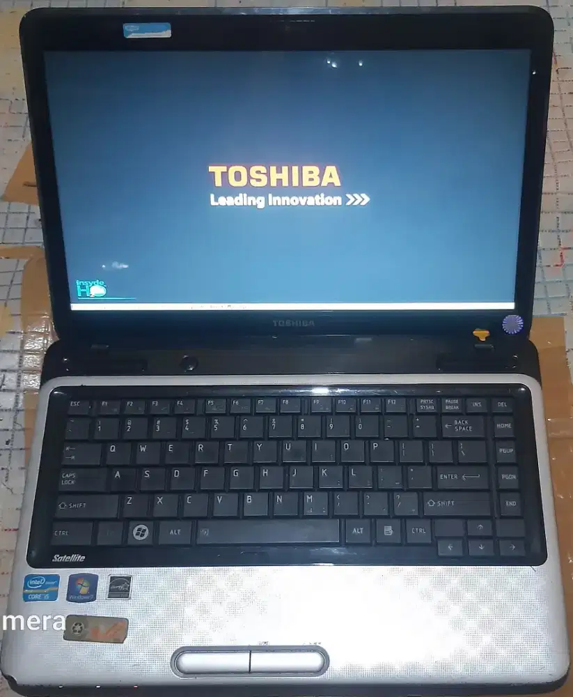 Laptop Toshiba Satellite L745 normal