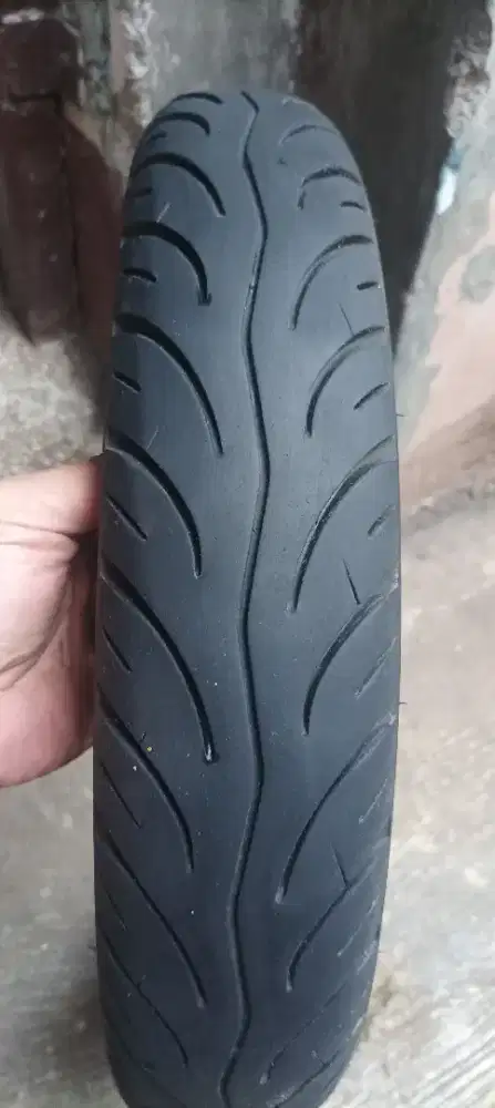 ban luar motor matic presa  ring 14