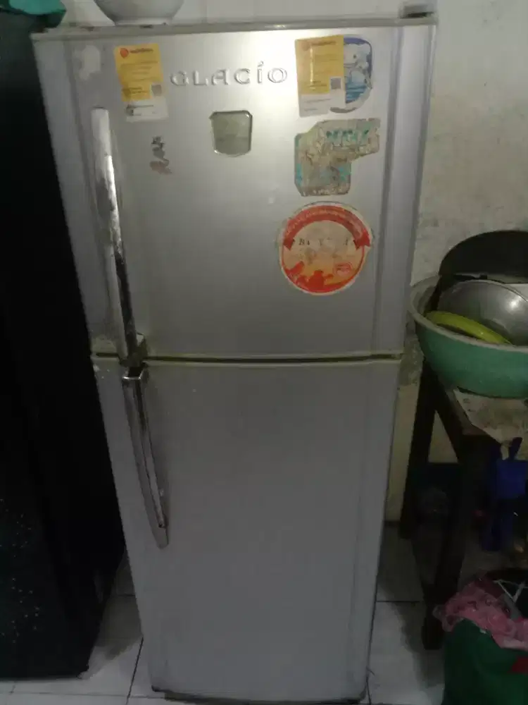 Kulkas merk glacio 2 pintu