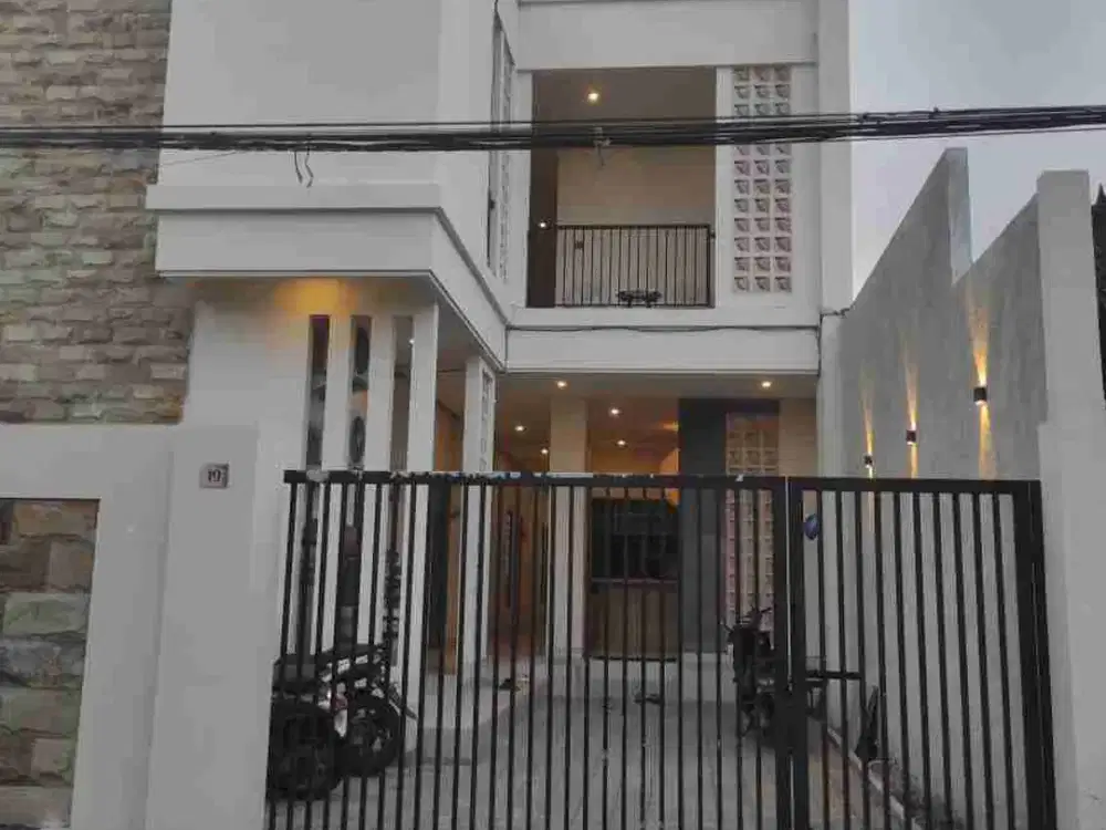 Jual Kost Baru Exclusive Full Furnished bergaya Modern Lokasi Teuku umar denpasar Barat.