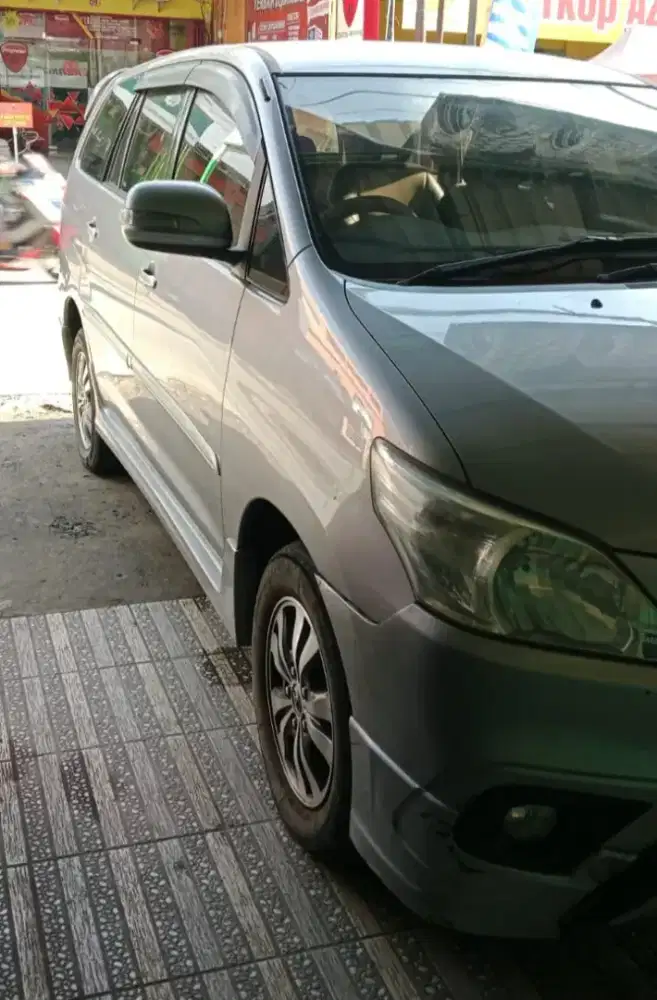 Innova G luxury 2014 pemakaian 2015 matic orisinil mulus