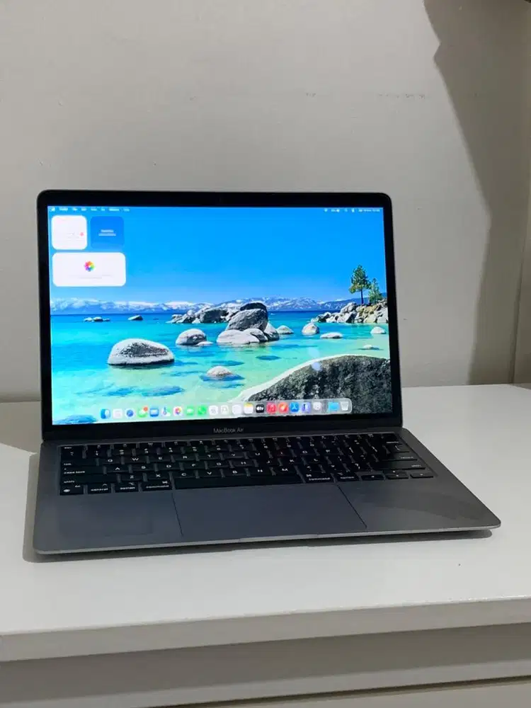 MacBook Air 2020 M1 8/256
