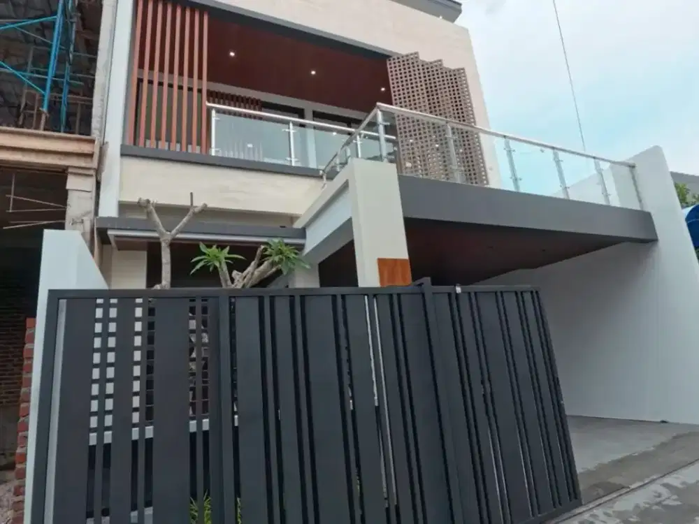 DIJUAL RUMAH JALAN PALAGAN KM 1 YOGYAKARTA DEKAT UGM AL AZHAR MONJALI