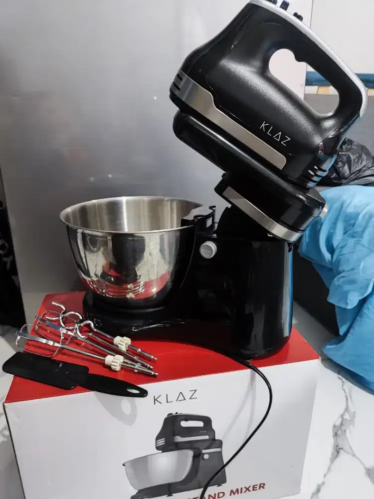 Mixer klaz warna hitam