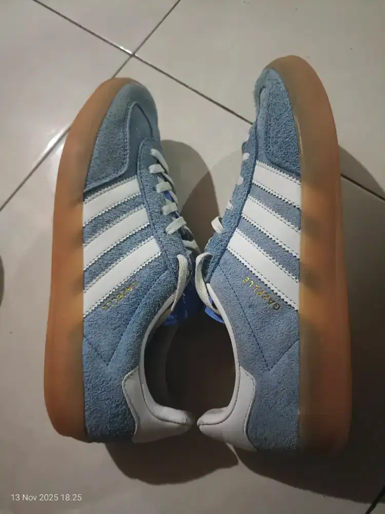 Adidas Gazelle size 4l1