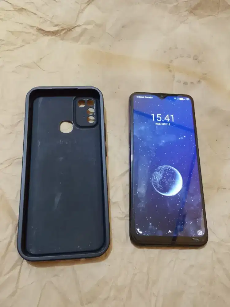 Infinix Hot 9 play 2/32