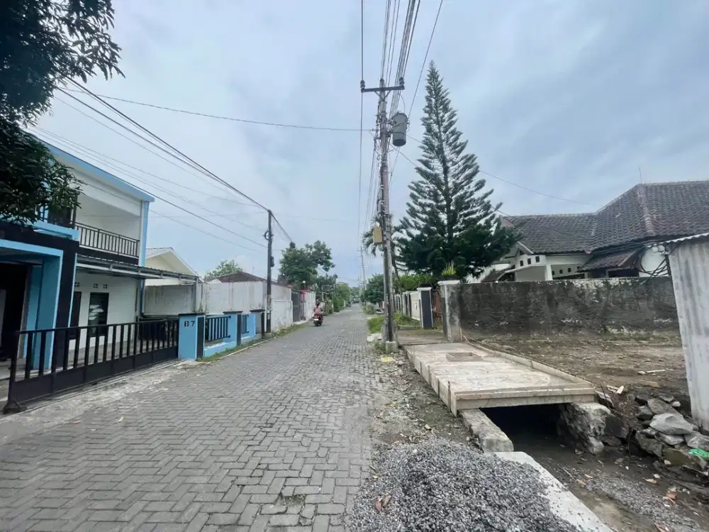 DIJUAL TANAH KEREN DI SAWITSARI  condongcatur YOGYAKARTA DEKAT UGM DAN PUSAT BISNIS