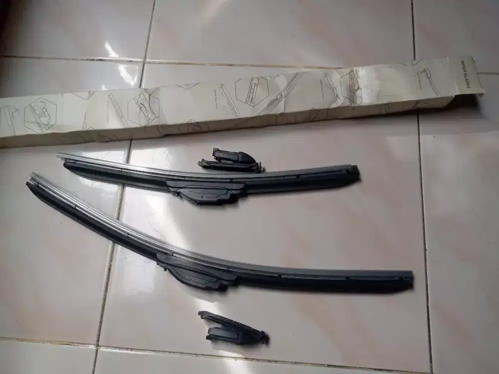 Penghapus kaca mobil baru  salah beli jual barang baru