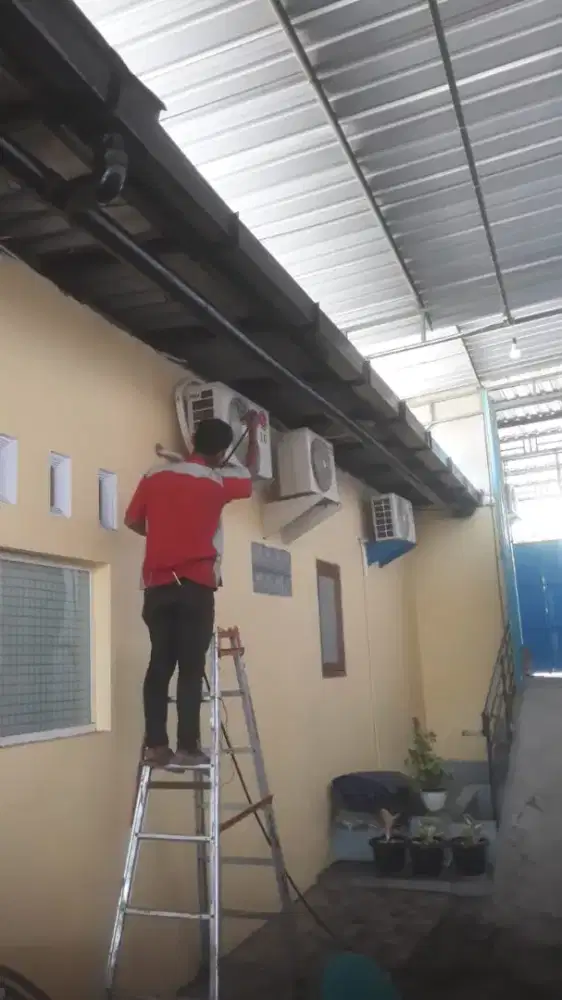 Perbaikan AC, Modul eror/mati/lampu kedap-kedip,air bocor ke depan