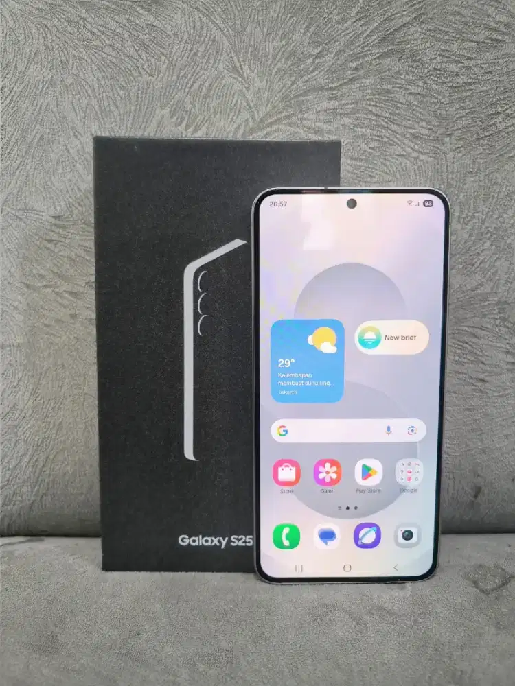 Samsung S25 12/512GB