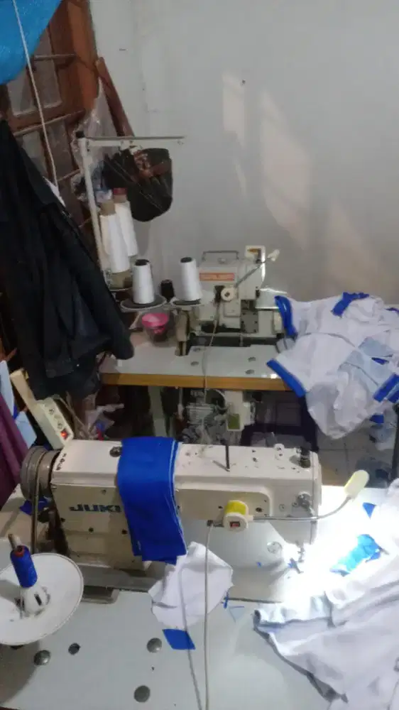 Mesin jahit dan obras