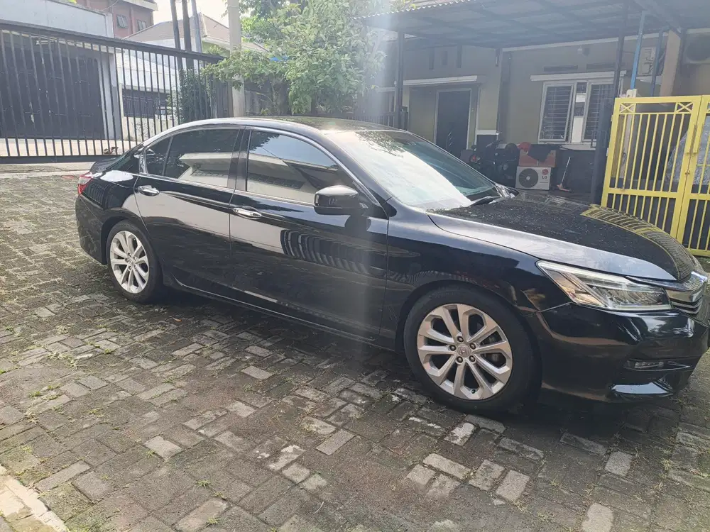 Honda Accord 2016 Bensin