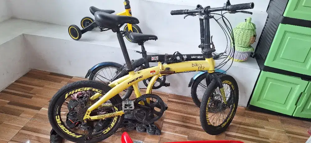 Sepeda lipat msh bgus minus pemakaian aja