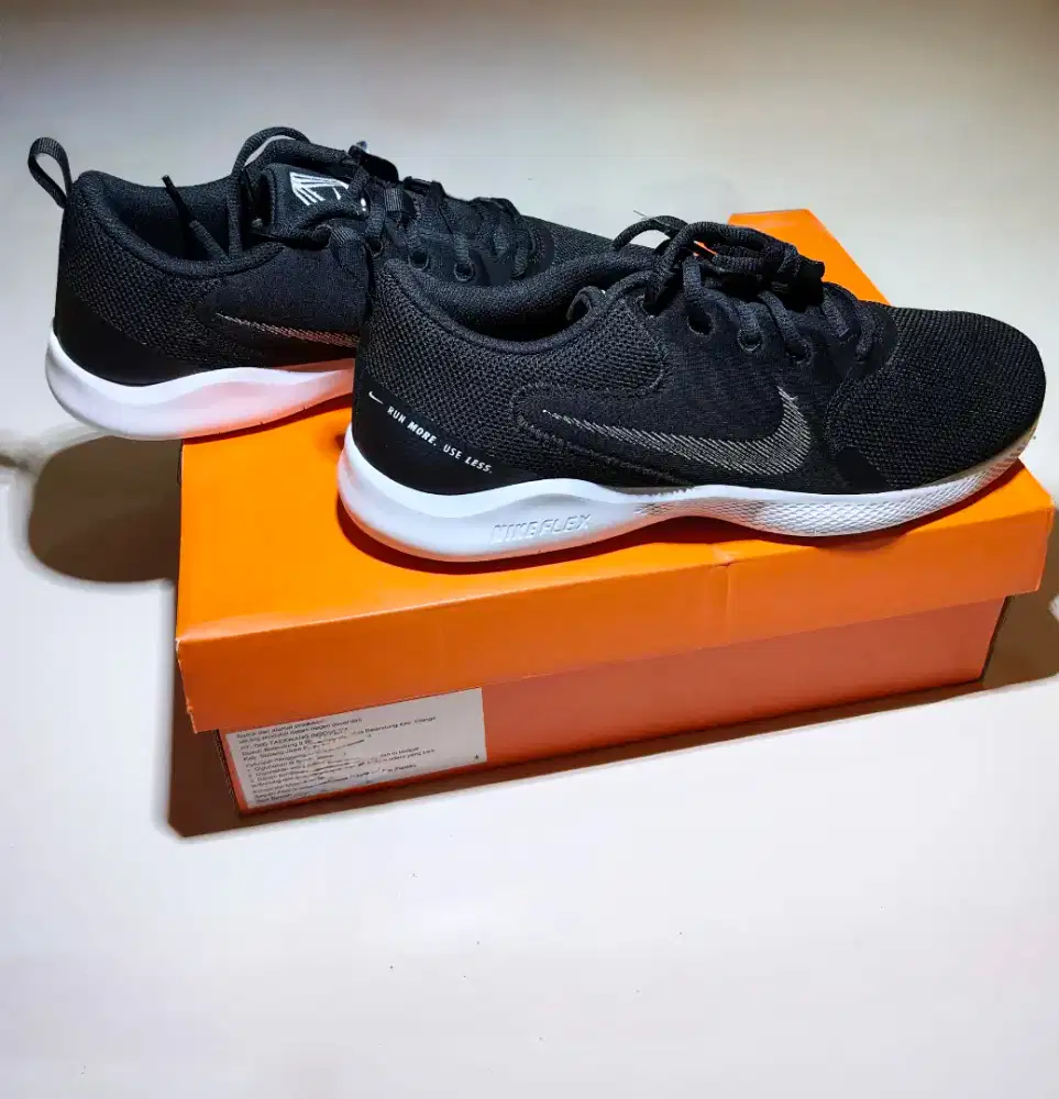 Nike Flex Experience RN10 Black