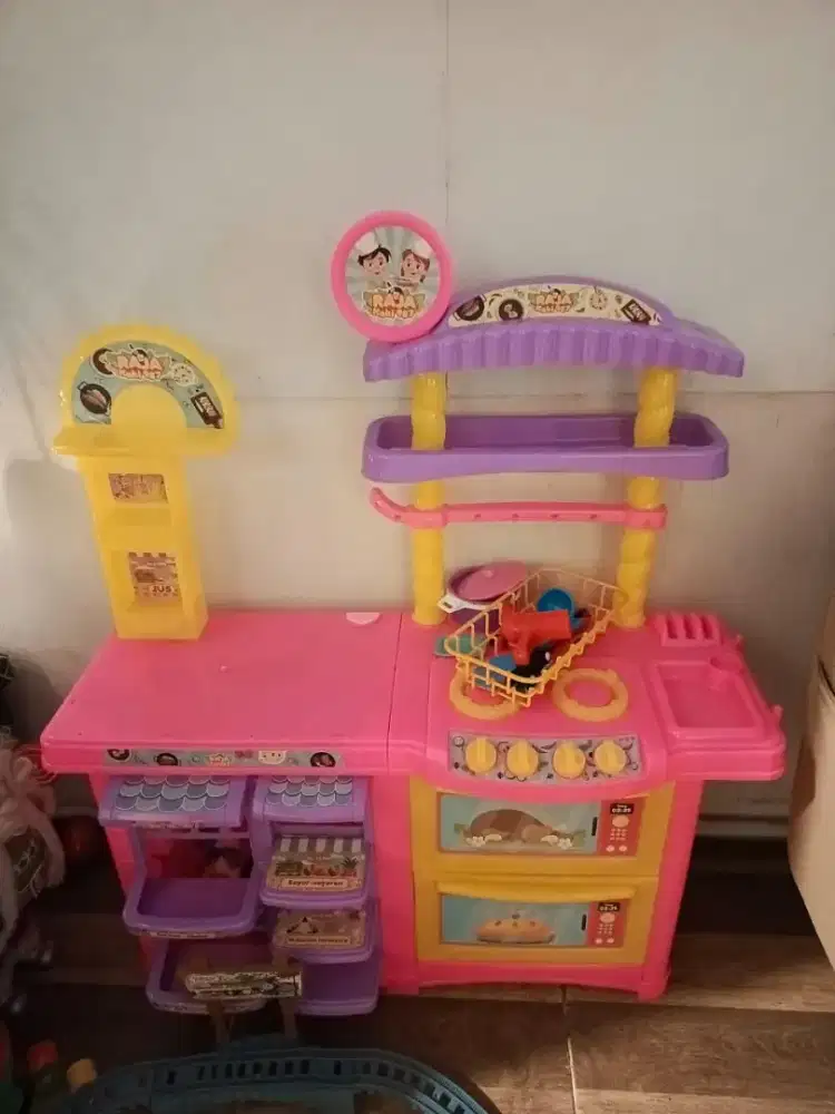 Mainan dapur anak perempuan