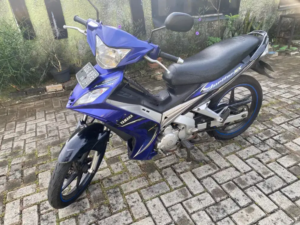 Jupiter MX Rawatan, Tangan Pertama