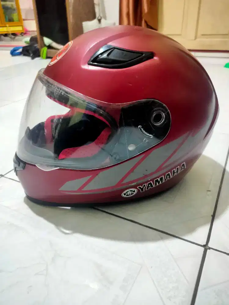 Dijual Cepat Helm Fullface YAMAHA Asli