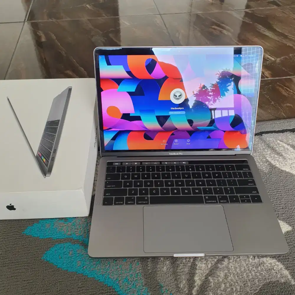 Macbool pro touchbar A1706