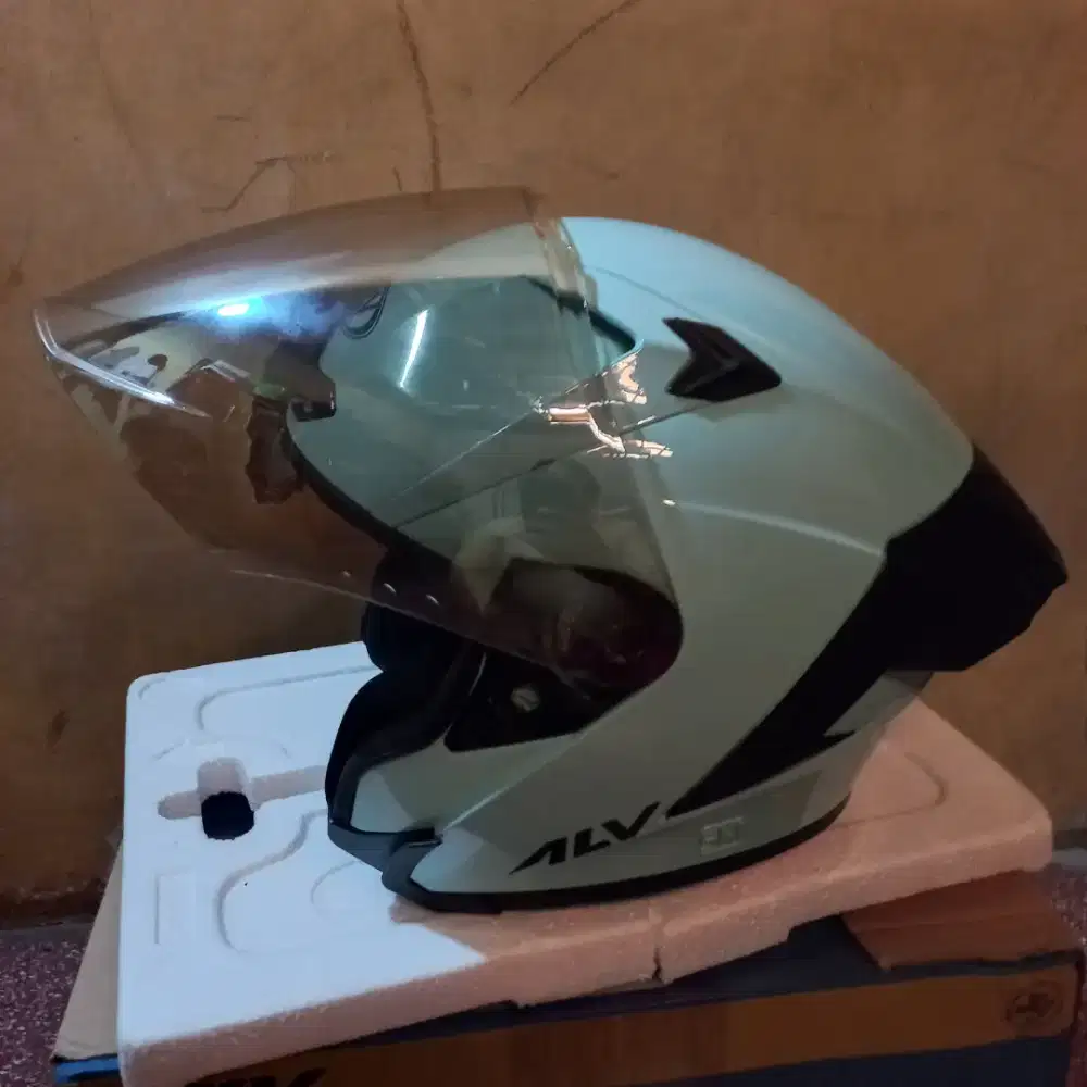 JUAL HELM ALV ULTRON PRO