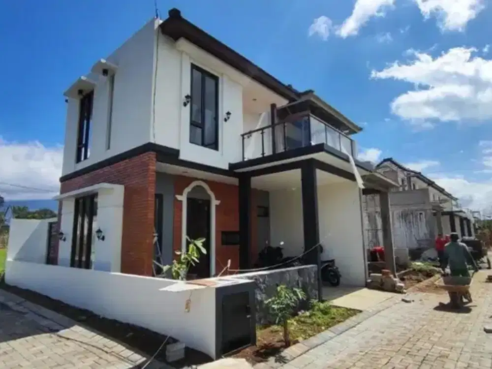 villa dekat alun alun kota batu