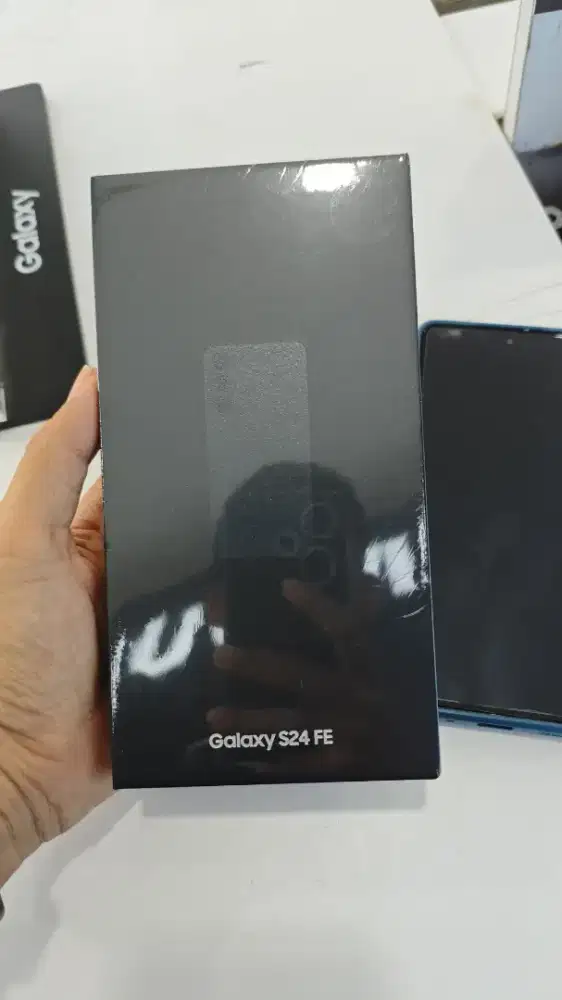 Samsung s24 fe 8/256 baru