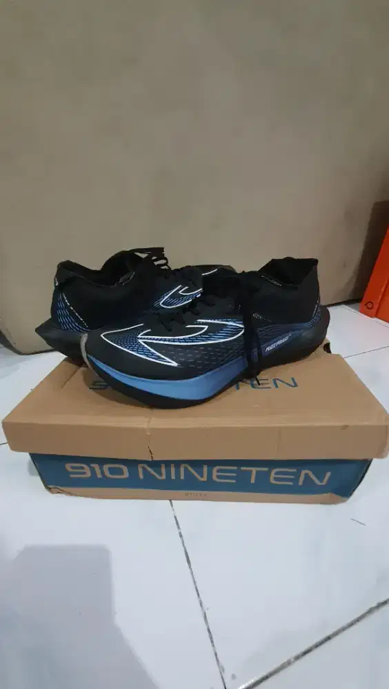910 Haze Strike PRO Original SEPATU RUNNING ukuran 41 26cm