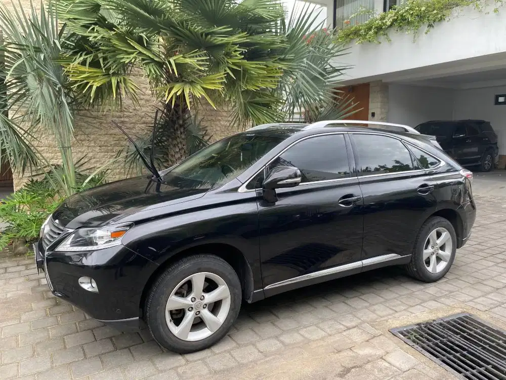 LEXUS RX270 (2012)