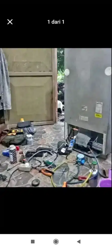 Perbaiki kulkas,showcase,frezer,m.cuci dan ac (service)