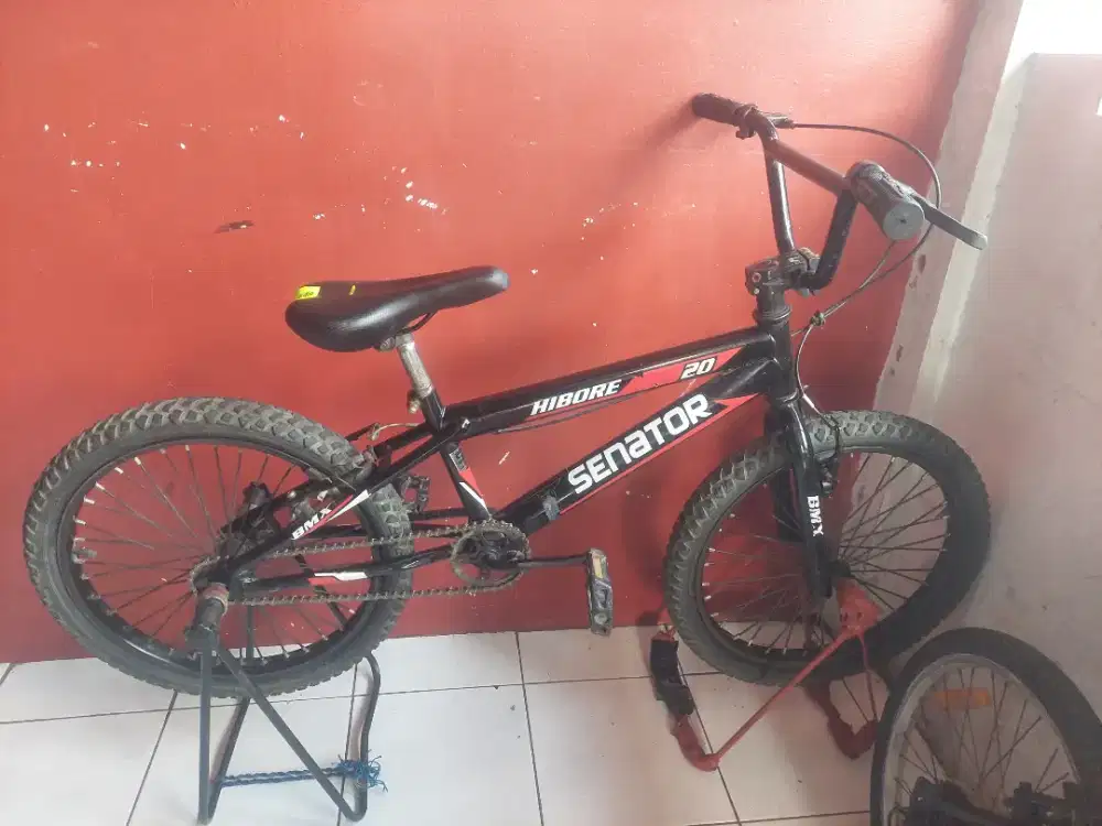 Bmx senator hibore 20 siap pakai sekolah