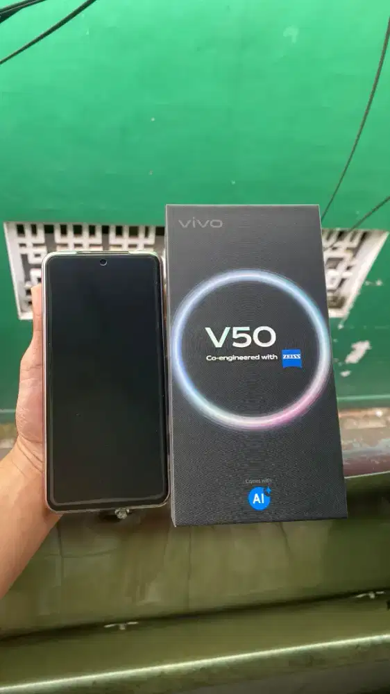 VIVO V50 5G 12/256 GB