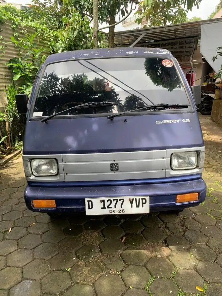 Mobil Suzuki Carry 1.0 MT