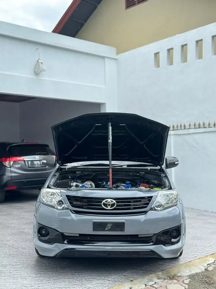 TOYOTA FORTUNER VNT TRD 2014 FULLMODS