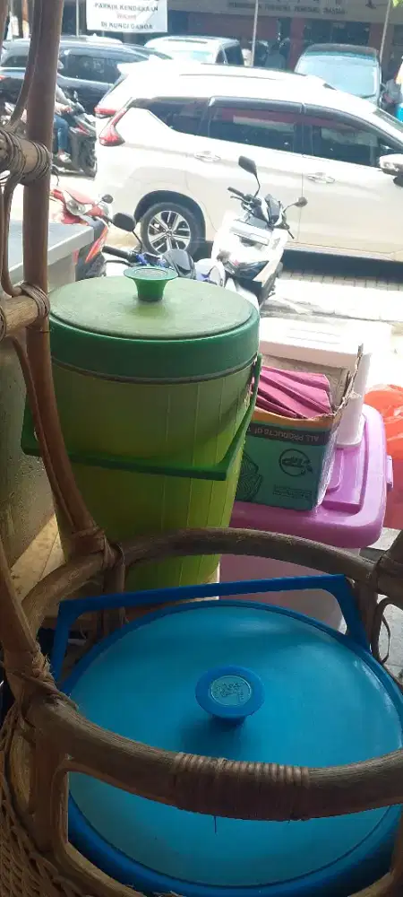 Dibutuhkan segera karyawati stand cendol