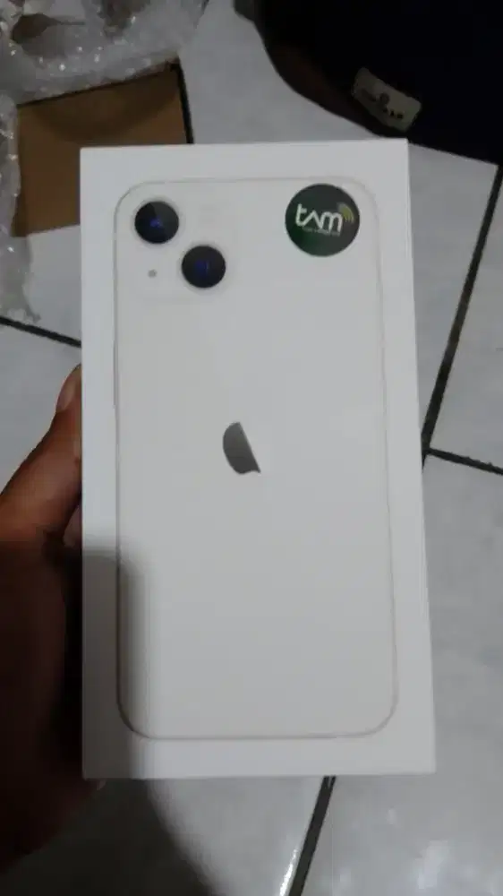 Jual IP 13 White colour 128 GB brand new masih segel ( nego)