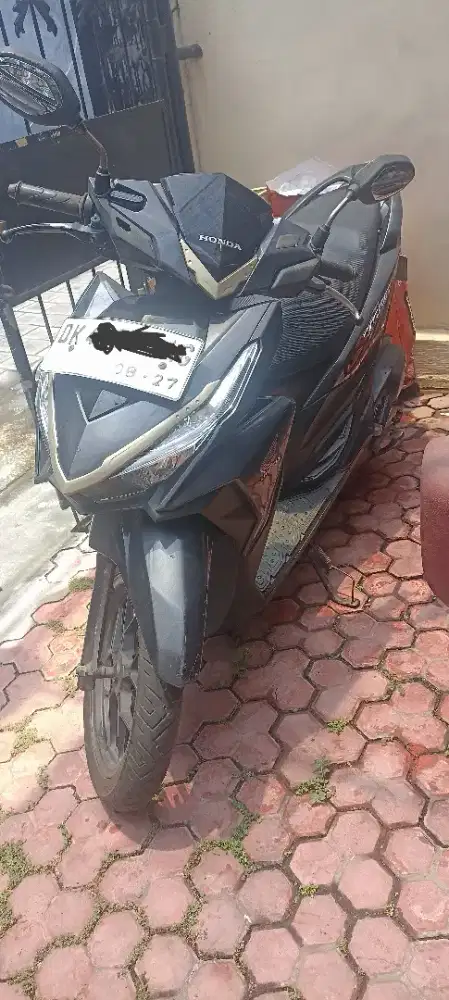 Honda vario hitam